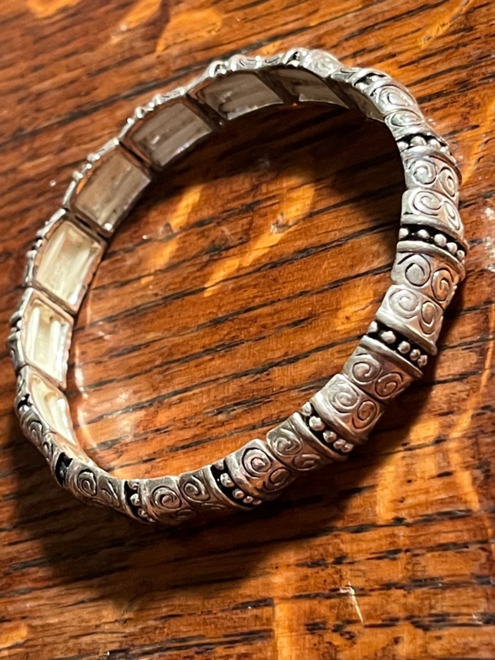 Women's Silver-Tone Scroll Pattern Stretch Bracelet